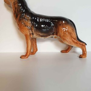Goebel figurine hond